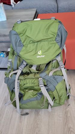Deuter Act Lite 65+10 Backpack 