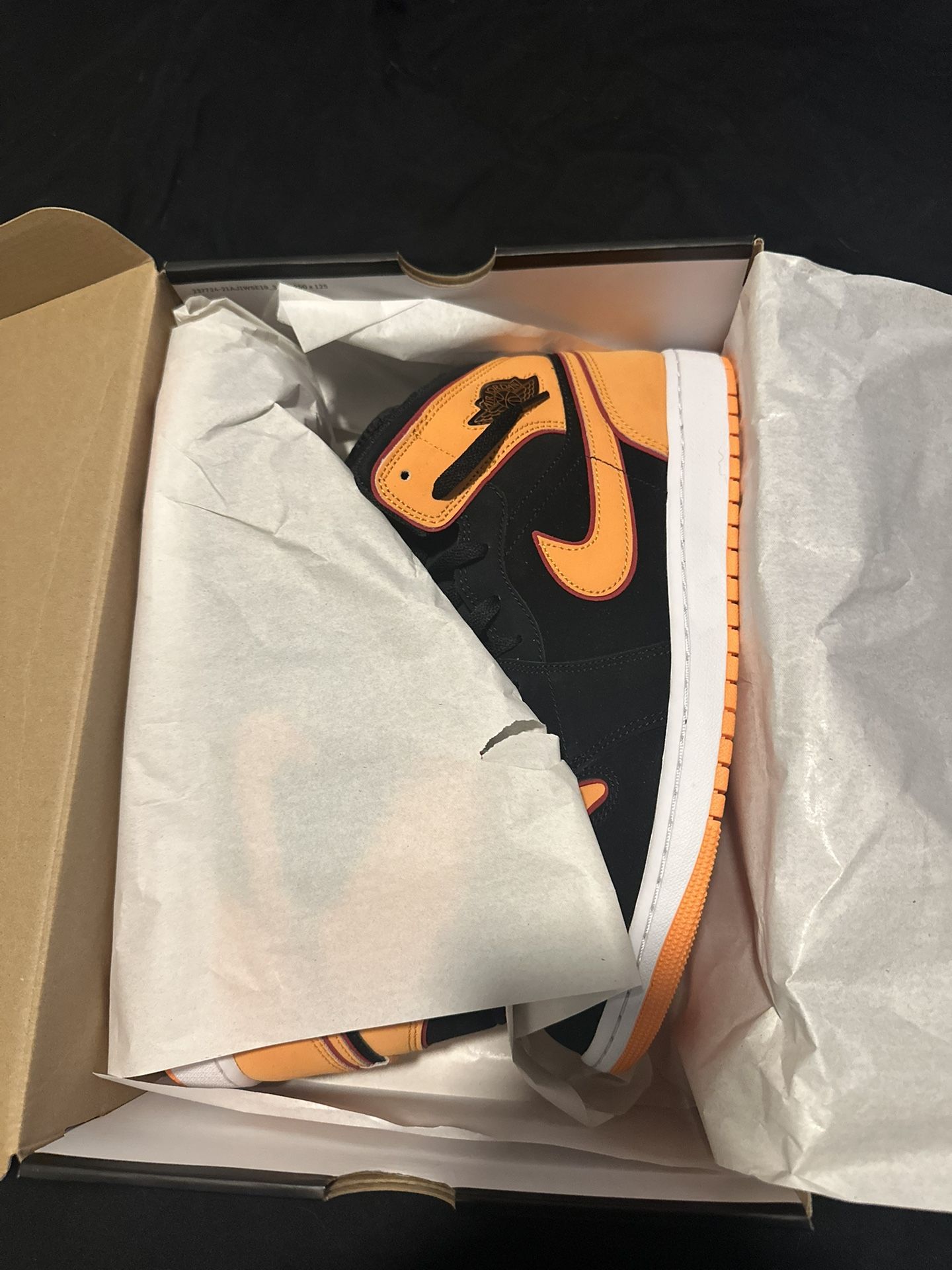 Jordan 1 Mid