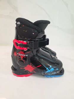 Ski boots size 17 / 17.5 kids 10/11 toddlers