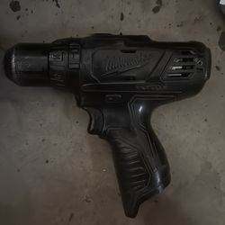 Drill tool come battery and recharge