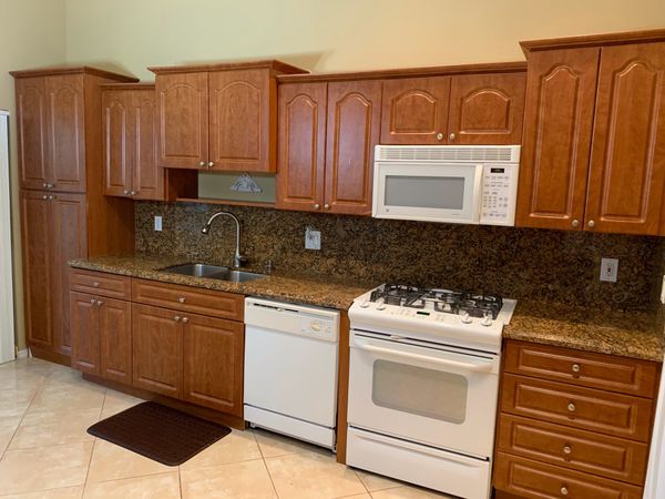 Kitchen Cabinets and Granite for Sale! for Sale in Miramar, FL - OfferUp