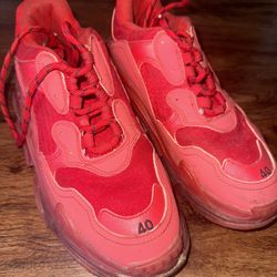 Triple S Balenciagas (Women)