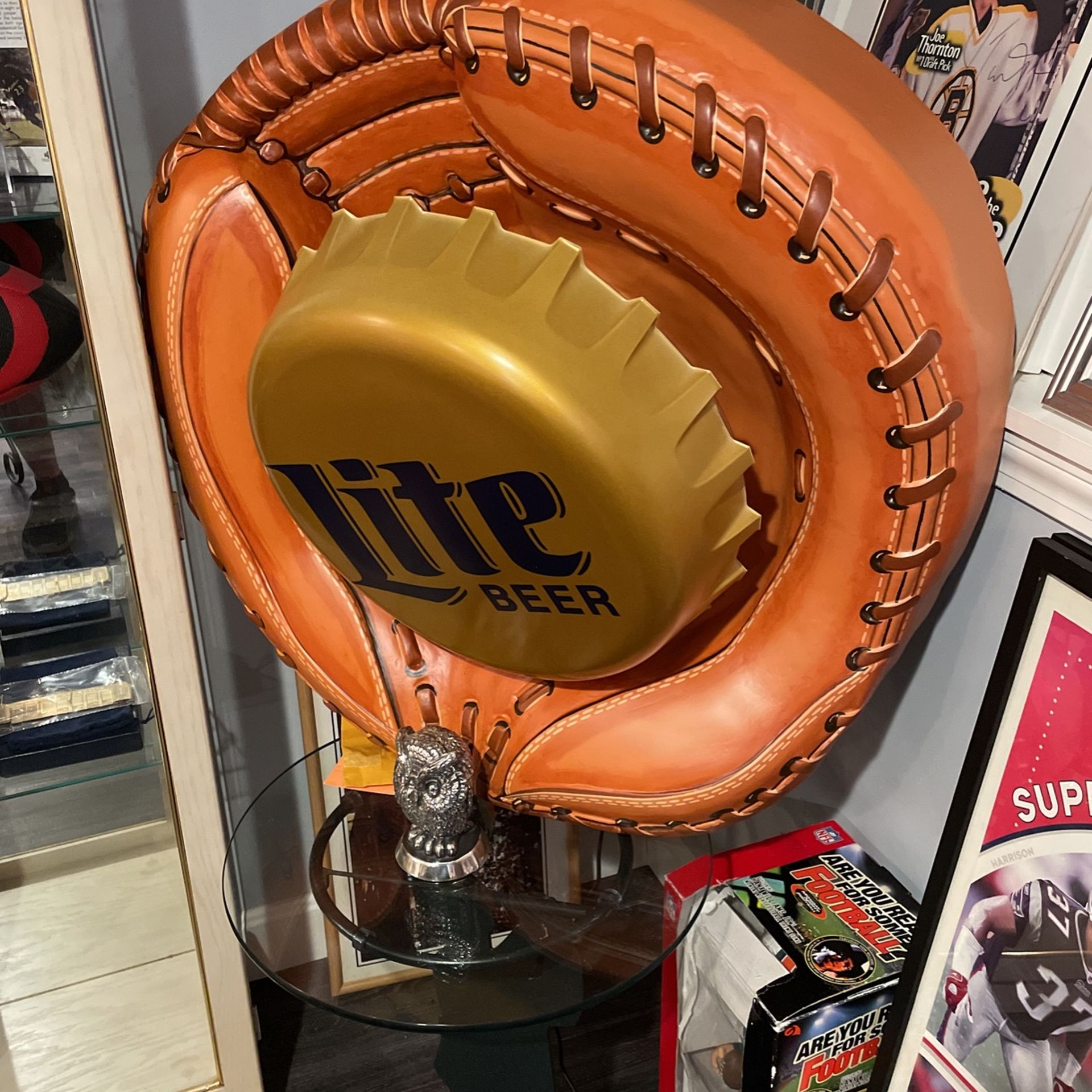 Large New Lite Beer Catchers Mitt Light Up Sign Been In Storage Unit For Over 30 Years