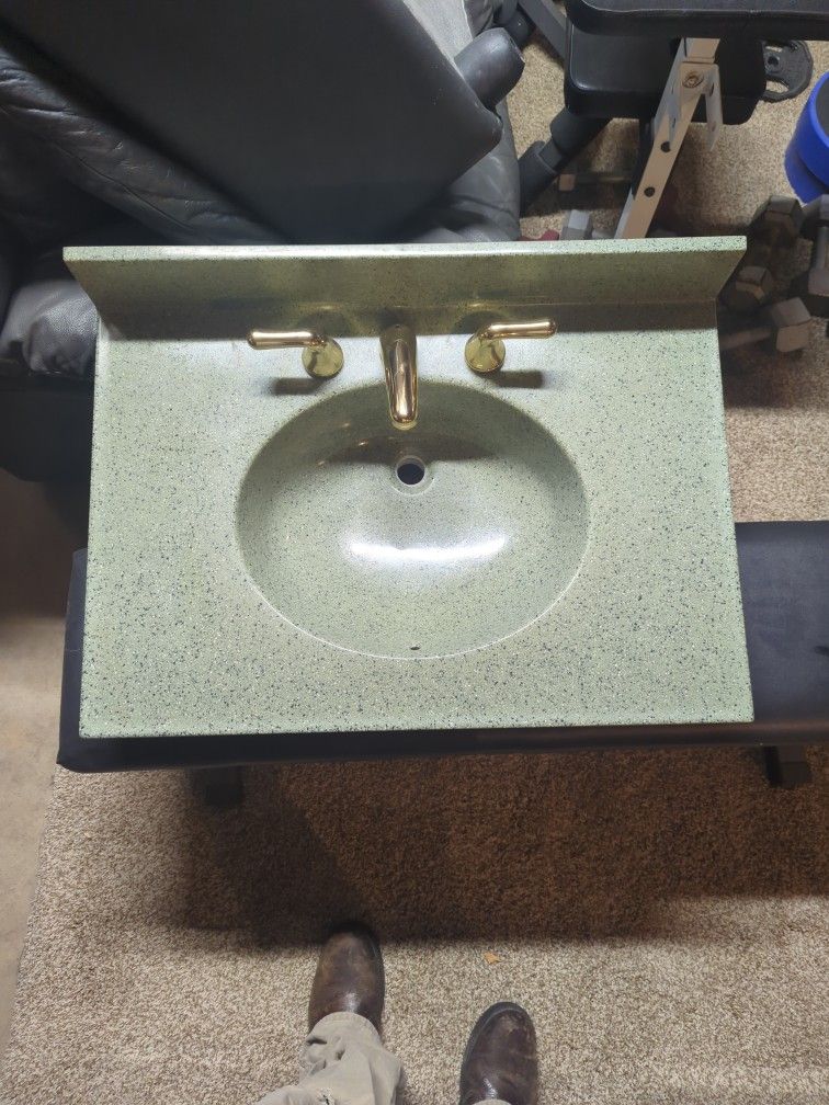 Bathroom Vanity Top Look