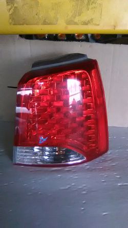 2011 KIA SORENTO TAILLIGHT LH