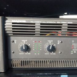 Mackie M2600 FR series power amplifier dealer NOS-made in USA-2X1300W at 2 ohms
