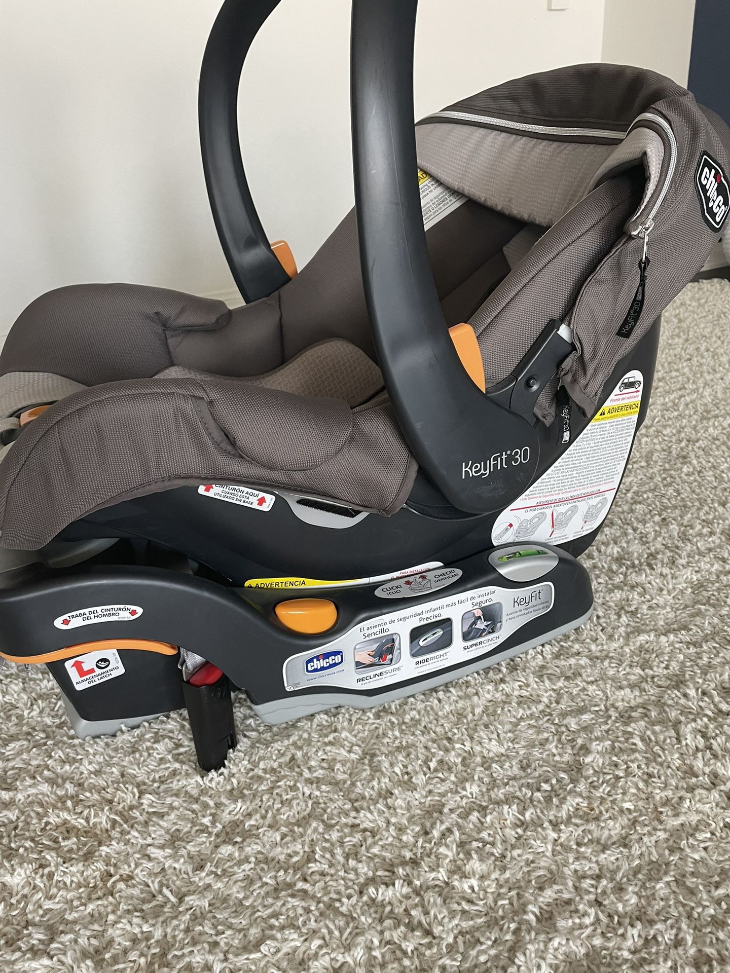 Chicco Carseat Keyfit 30 Zip