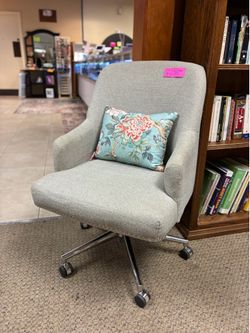 Modern Office Chair $49.99