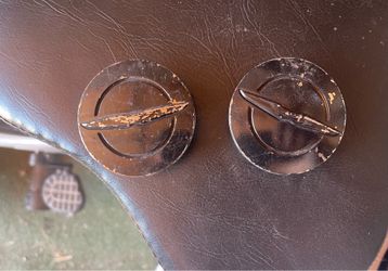 Chrysler 300 center caps