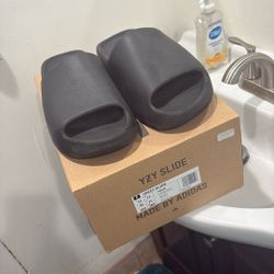 Yeezy Slides Onyx Authentic Og All Size 11