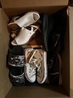 Woman’s shoes size 8-9