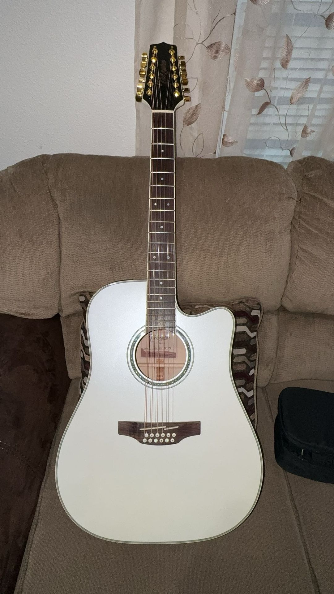 Takamine GD37-12 Pearl White (TRADE)