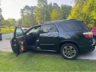 2013 gmc Acadia  Denali