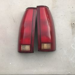 Tail Light Assembly  - with Circuit Board 1(contact info removed) Chevevrolet silverado C1500 