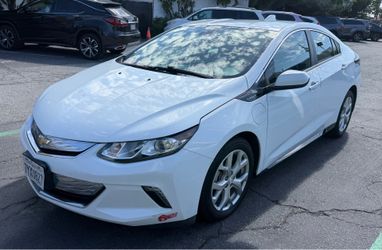 2017 Chevy Volt LT Hatchback