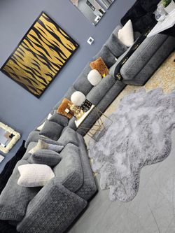 ✨️XL Sectional Sofas✨️ Furniture Queen Bedrooms, Dining Avail