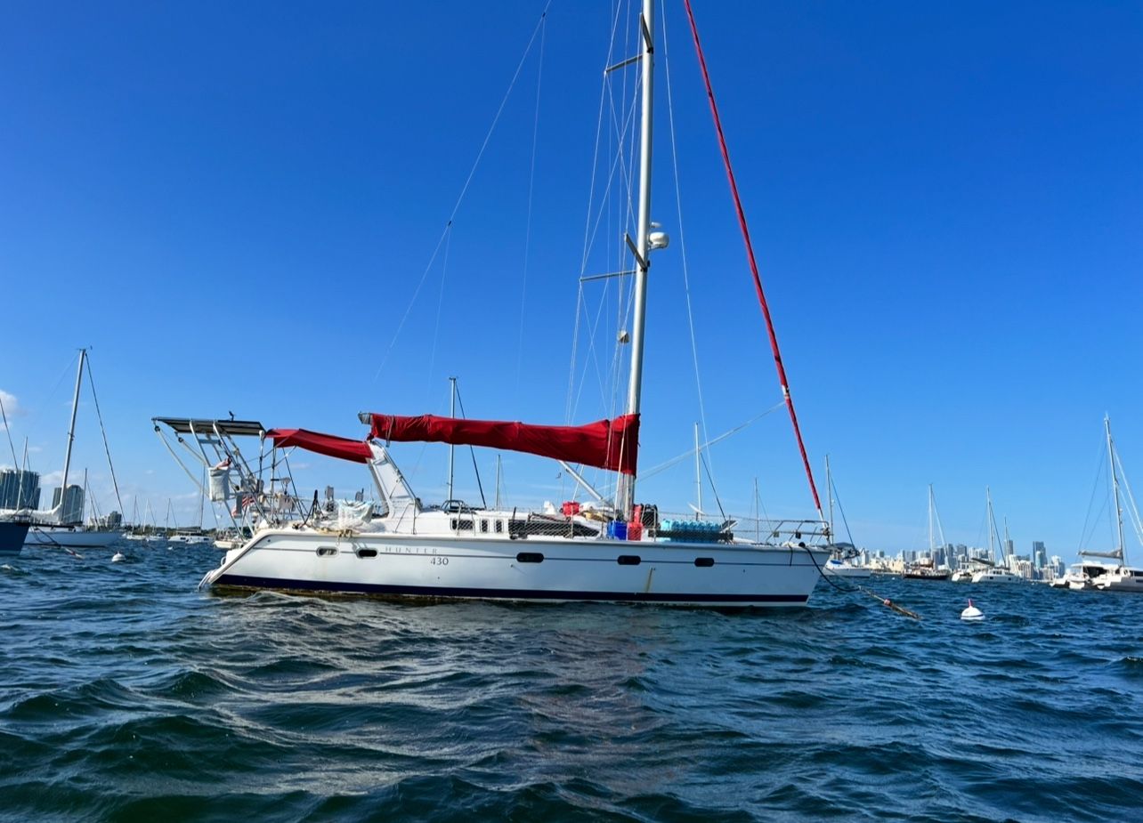 1997 Hunter H430