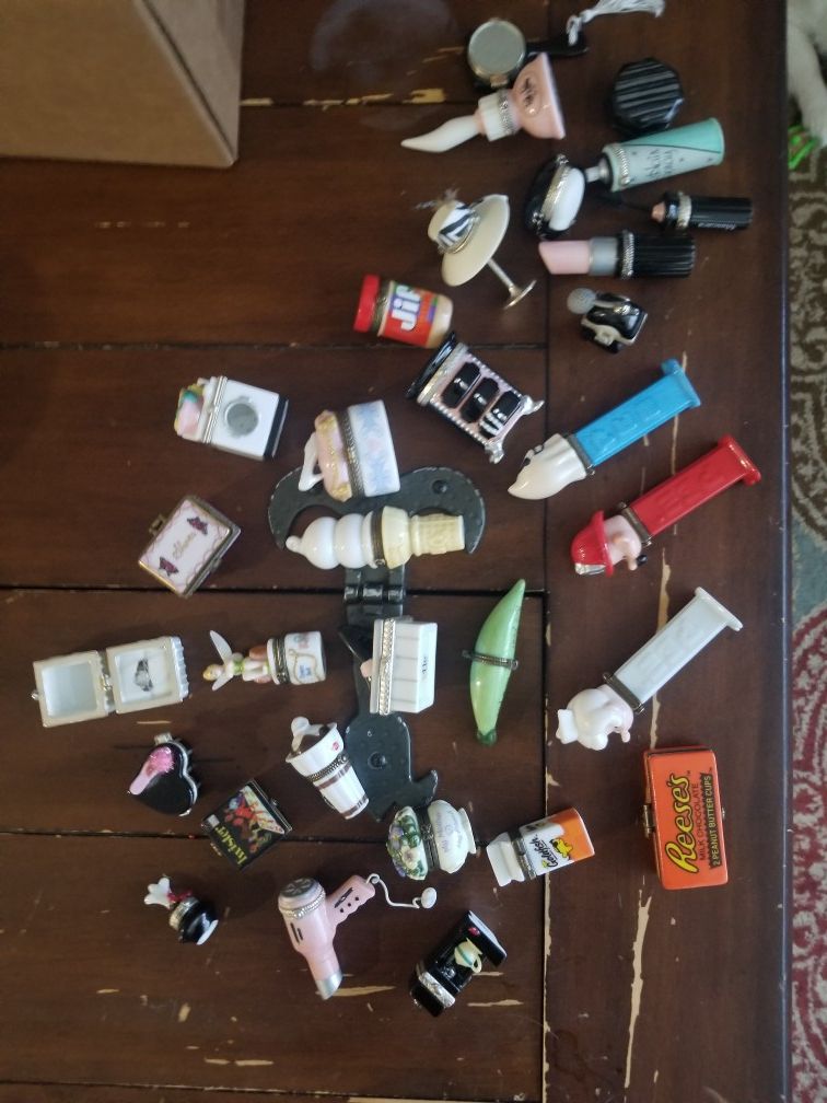 Vintage Giant lot of phb hinged porcelain collectables each with a miniature inside!