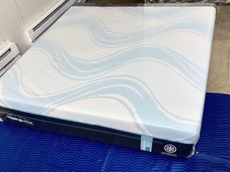 King mattress TEMPURPEDIC  HYBRID PROBREEZE MEDIUM (mattress only) extra fee delivery