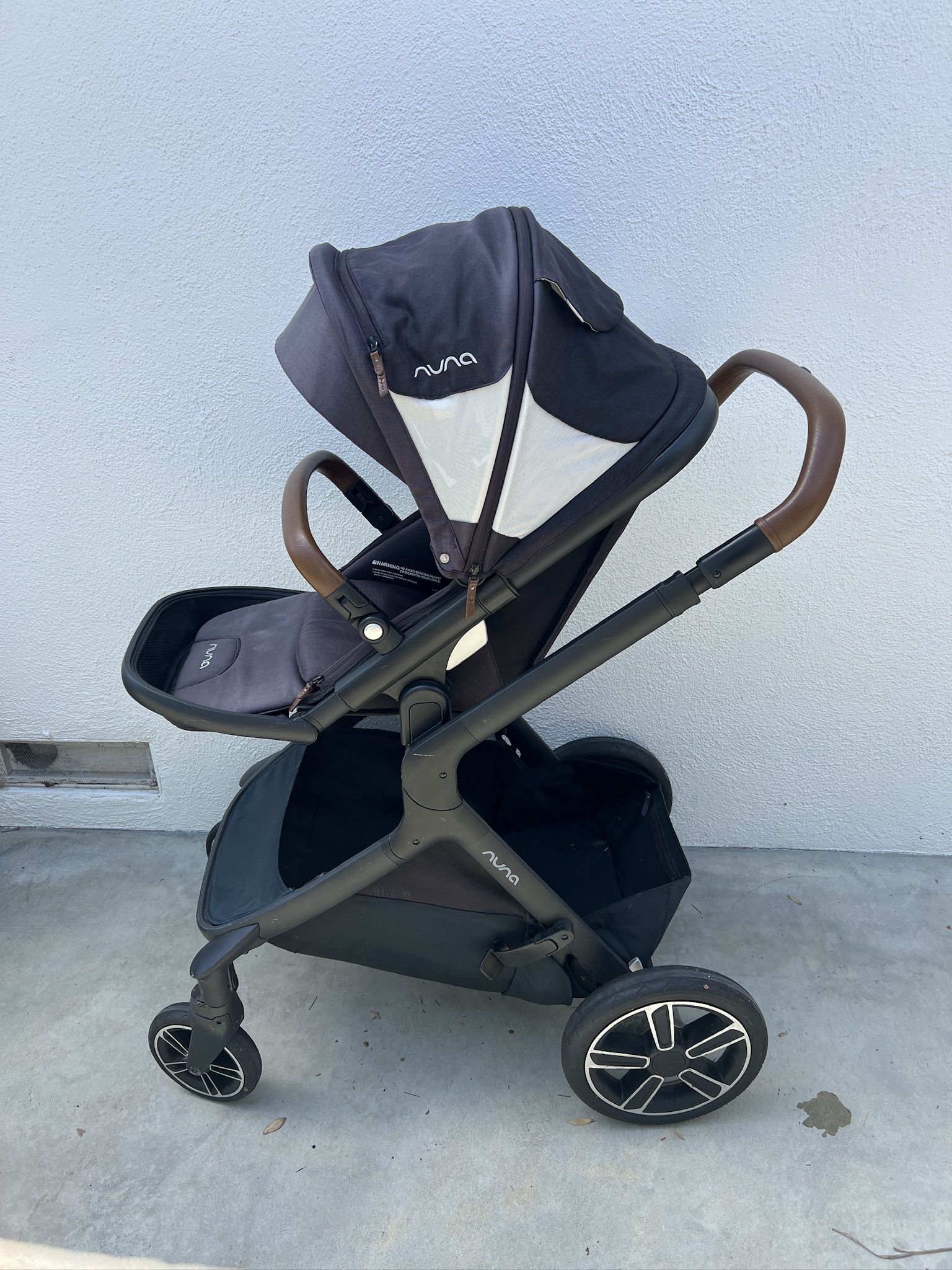 Nuna Demi Grow Stroller