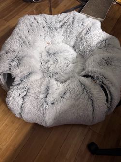Plush Cat tunnel