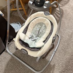 Graco DuetSoothe Baby Swing and Rocker