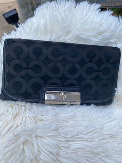 Coach wallet used