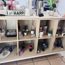 Mueble Con Base De Metal  Comprado En IKEA 