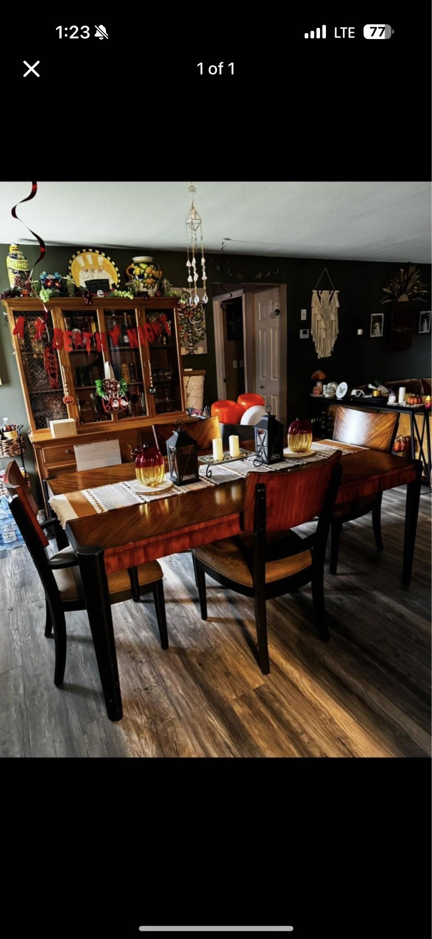 Dining Room Table With Leaf And 4 Chairs