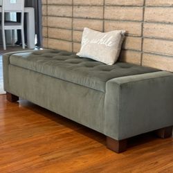 Bench / Ottoman