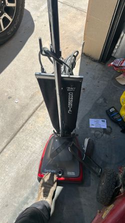 Vacuum commercial