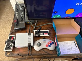 Micro game console