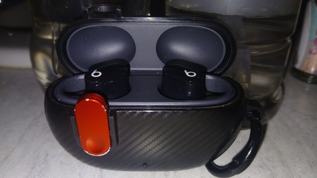 Beats by Dr. Dre
Studio Buds + True Wireless Noise Cancelling