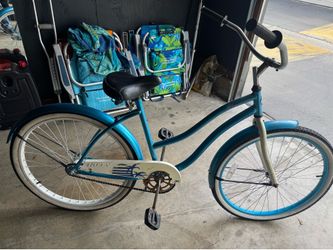 Women's beach cruiser (Huffy)