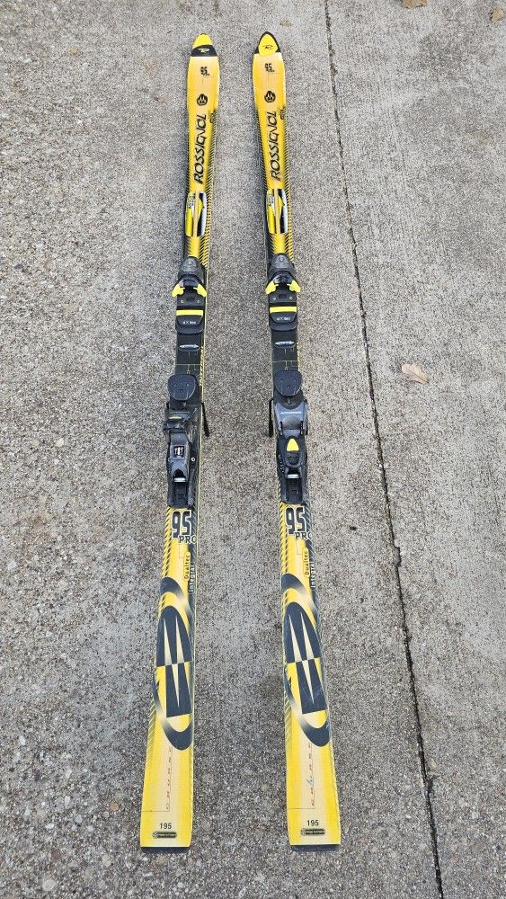 Rossignol Dualtec Integral Downhill Snow Skis with Rossignol Bindings 195 CM
