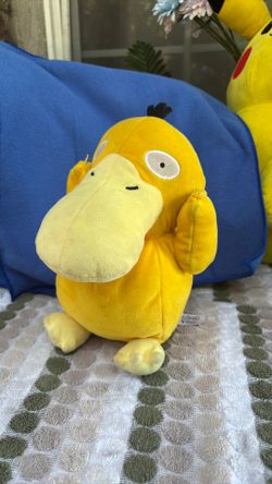 Psyduck Pokémon Plushie
