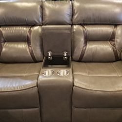 Brand New Gray Or Brown Gel Leather Manual Reclining Loveseat With Center Console (73"×37"×41"H)