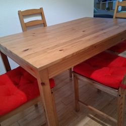 Dining Table And 4 Chairs
