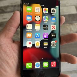 iPhone 8 Plus Excellent Condition W/ New Tempered Glass Screen Protector And Charger 