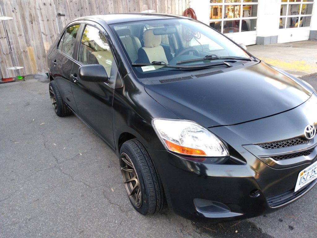 2009 Toyota Yaris