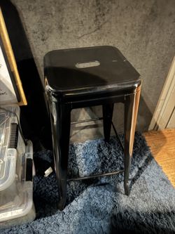 Industrial Black Metal Bar Stool – Sturdy