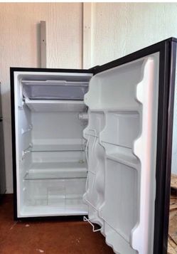 Many fridge
