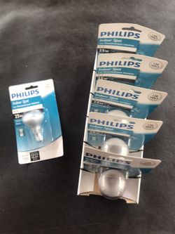 Philips Indoor Spot Lightbulbs (Qty 6)