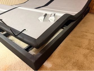 Split King Adjustable Bases with Massage