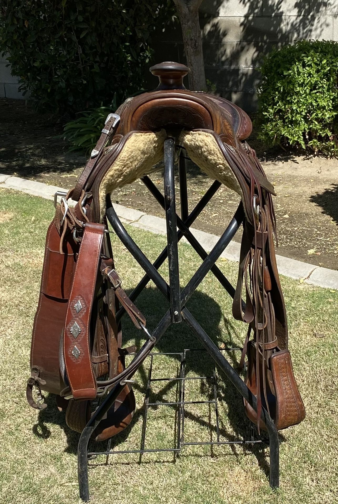 Western Pleasure Saddle