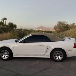 2003 Ford Mustang