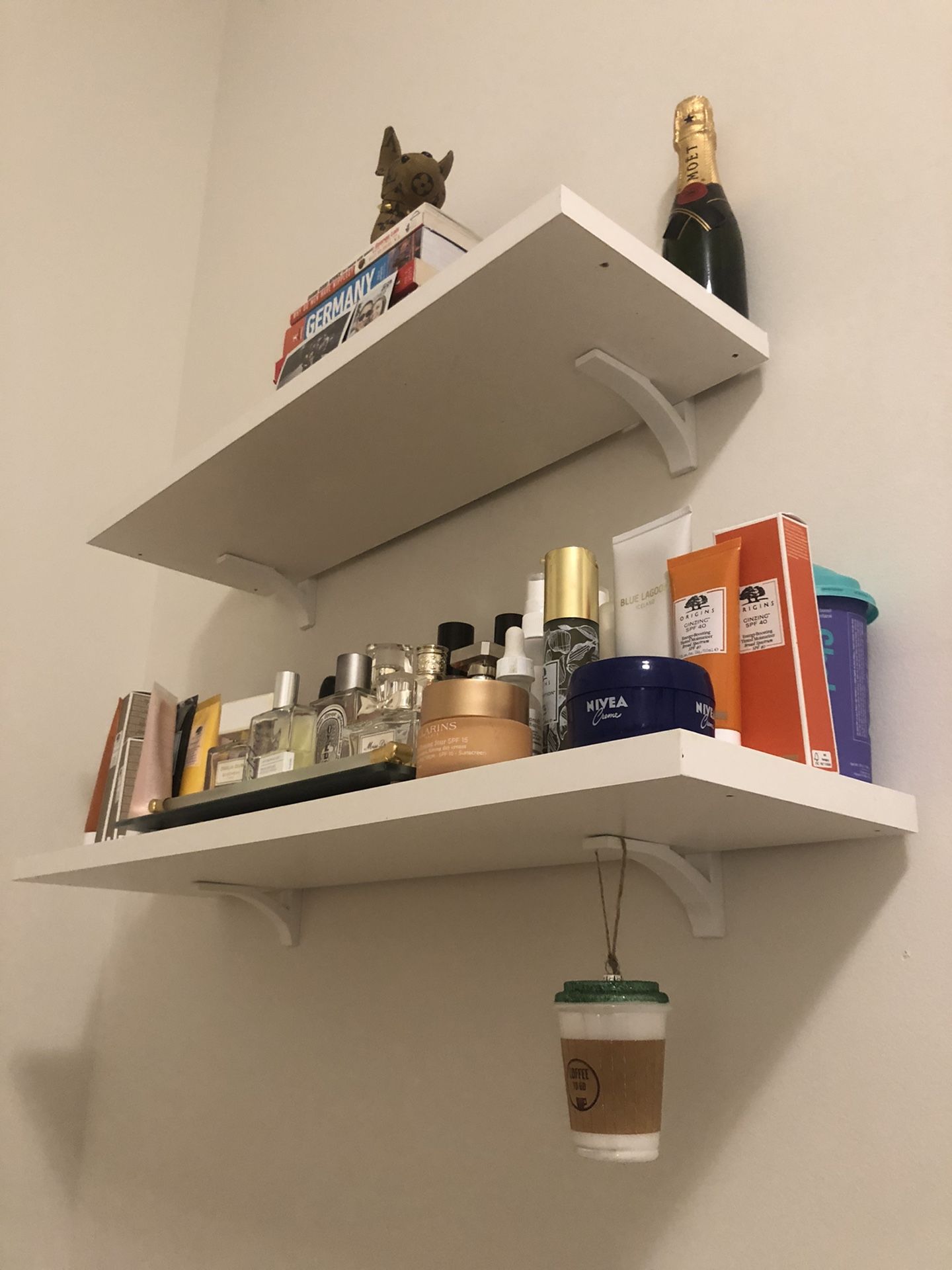 2 shelves CB2