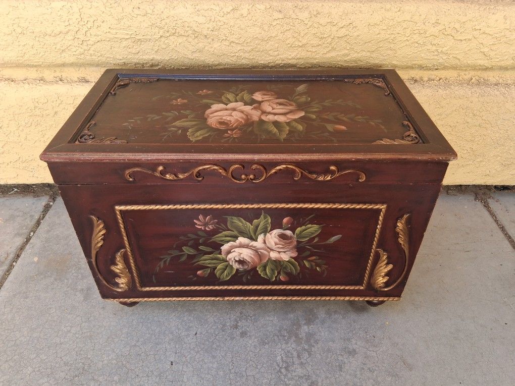 Chest(painted)