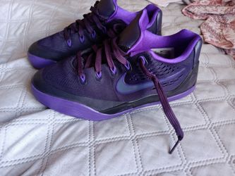 Nike shoes 5Y