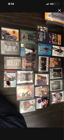 Lot of basketball cards Kobe shaq